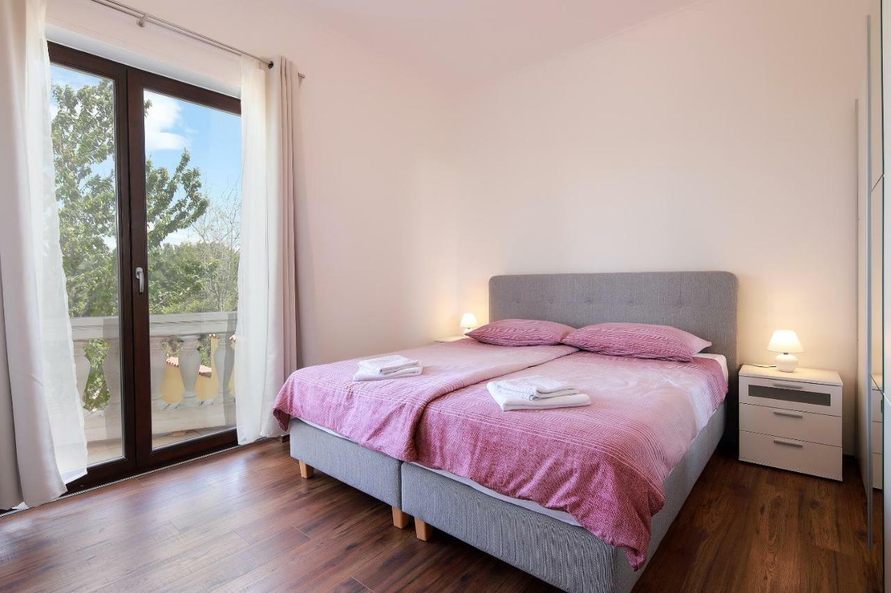 Apartments Galboka Nerezine Bagian luar foto