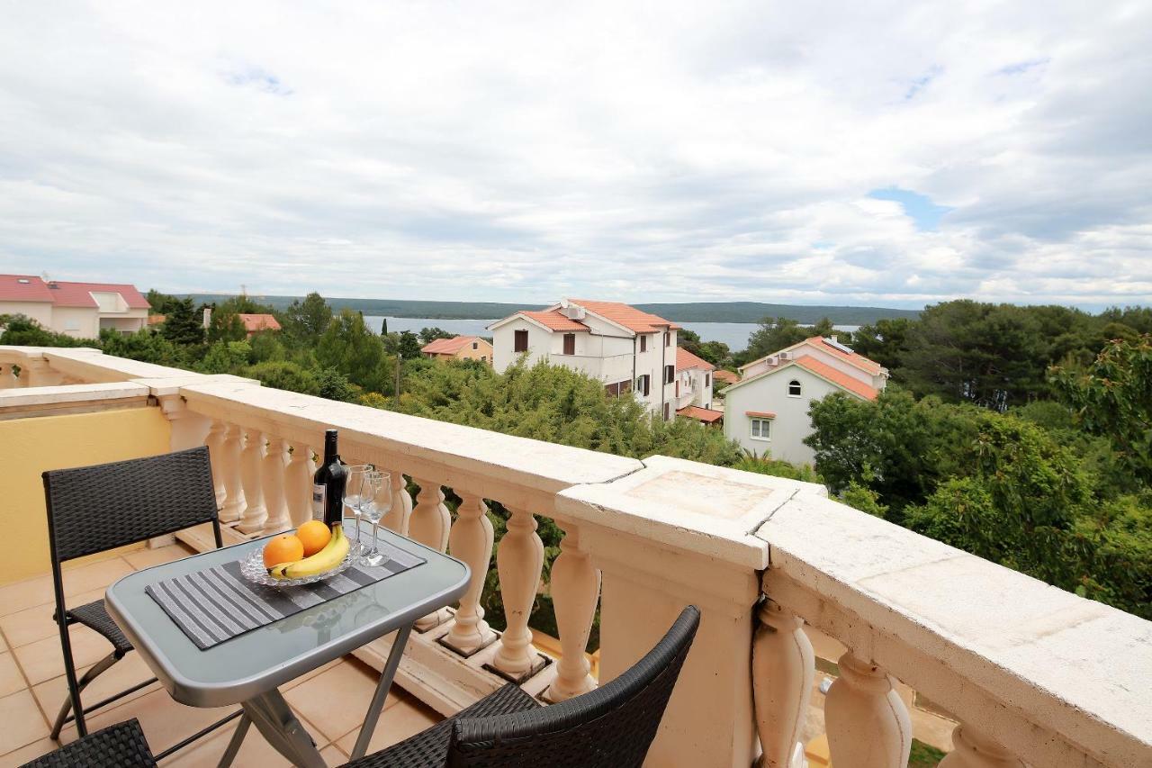 Apartments Galboka Nerezine Bagian luar foto