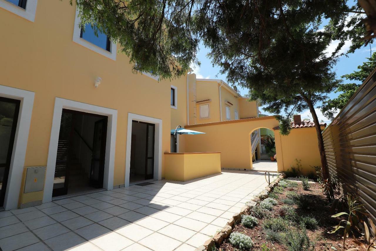 Apartments Galboka Nerezine Bagian luar foto