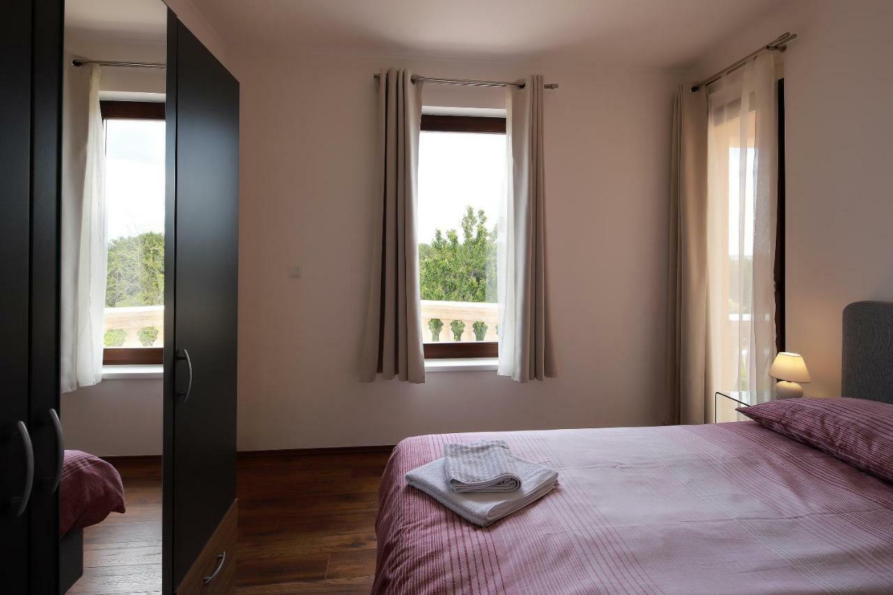 Apartments Galboka Nerezine Bagian luar foto