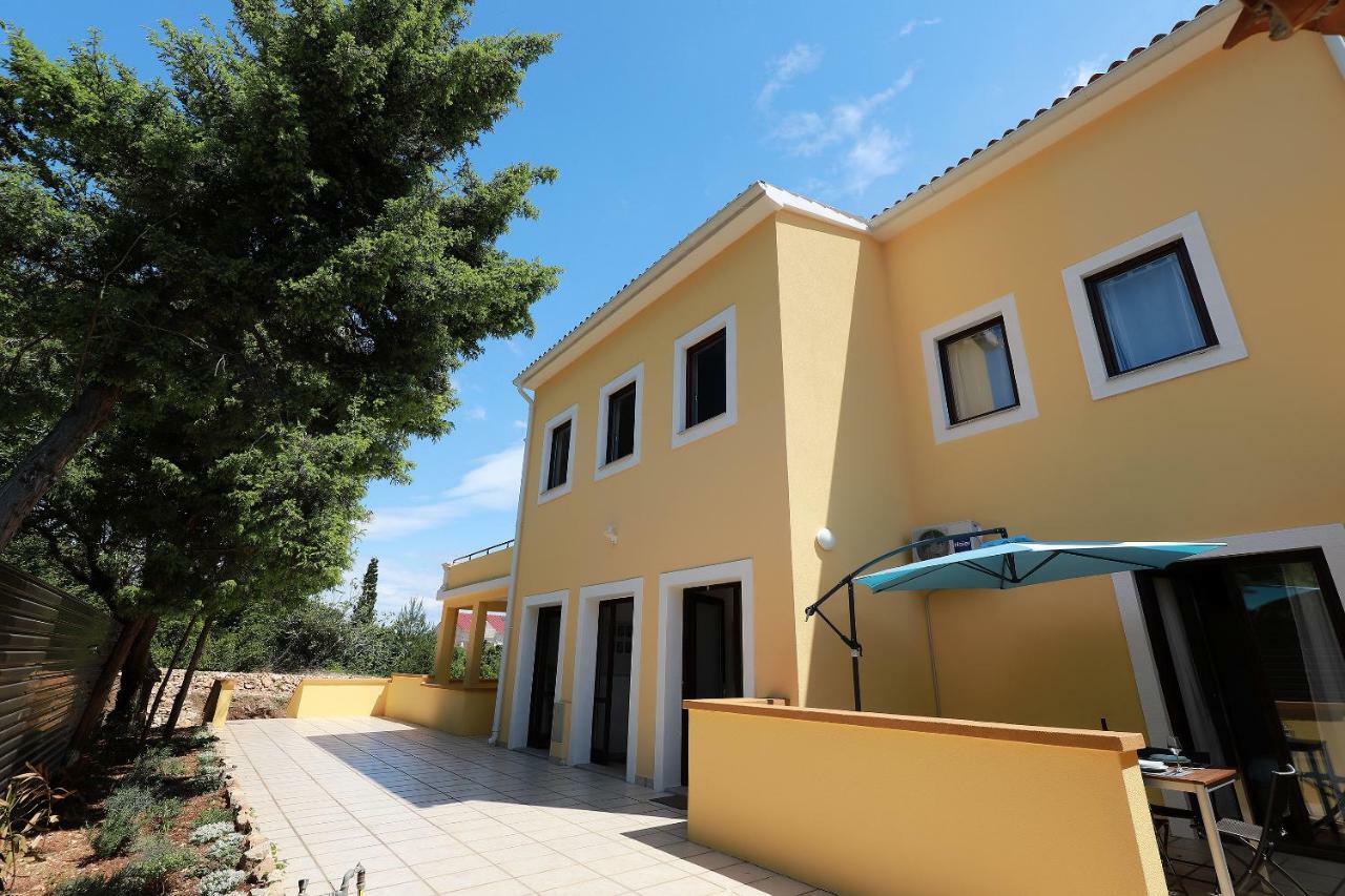 Apartments Galboka Nerezine Bagian luar foto